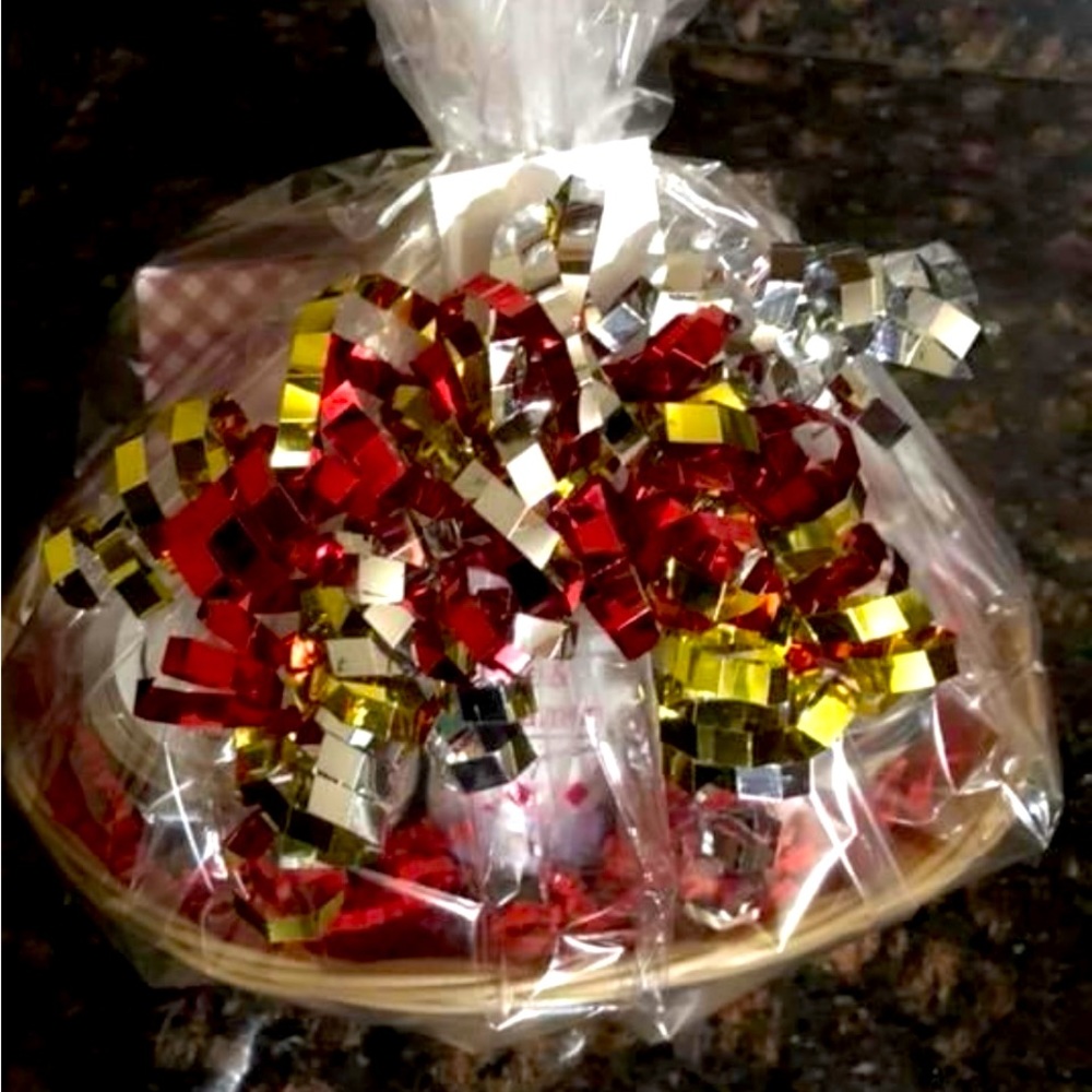 Candles baskets